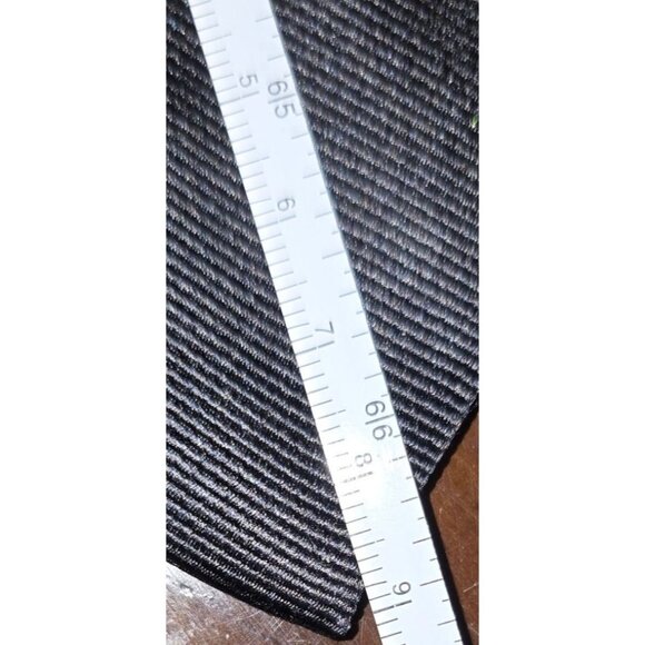 3 Ties JOS Banks Signature Collection & Paul Fredrick Silk 2 Striped 1 Solid - Picture 5 of 7